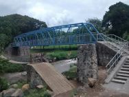 Construcción de puente peatonal sobre el Río Shiquihua. Caserío La Chacra, Cantón Agua Caliente