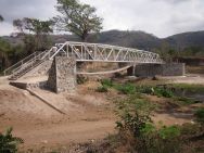Construcción de Puente Peatonal en Sector Los Pérez, Caserío Las Victorias, Cantón El Zapote, Ca